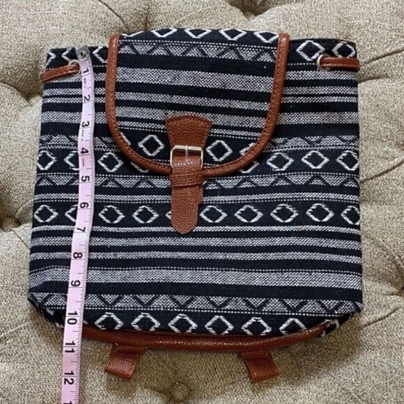 Tribal Backpack - Picture 6 of 6